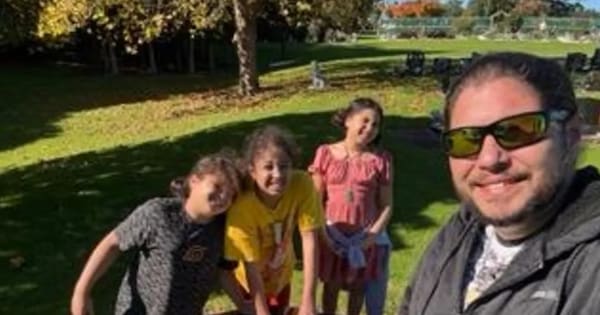 Māori man seeking citizenship for kids should be granted it