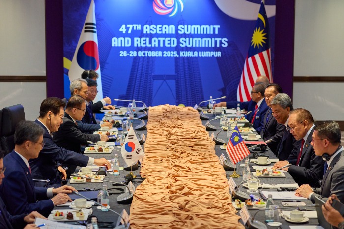 South Korea, Malaysia seal free trade pact
