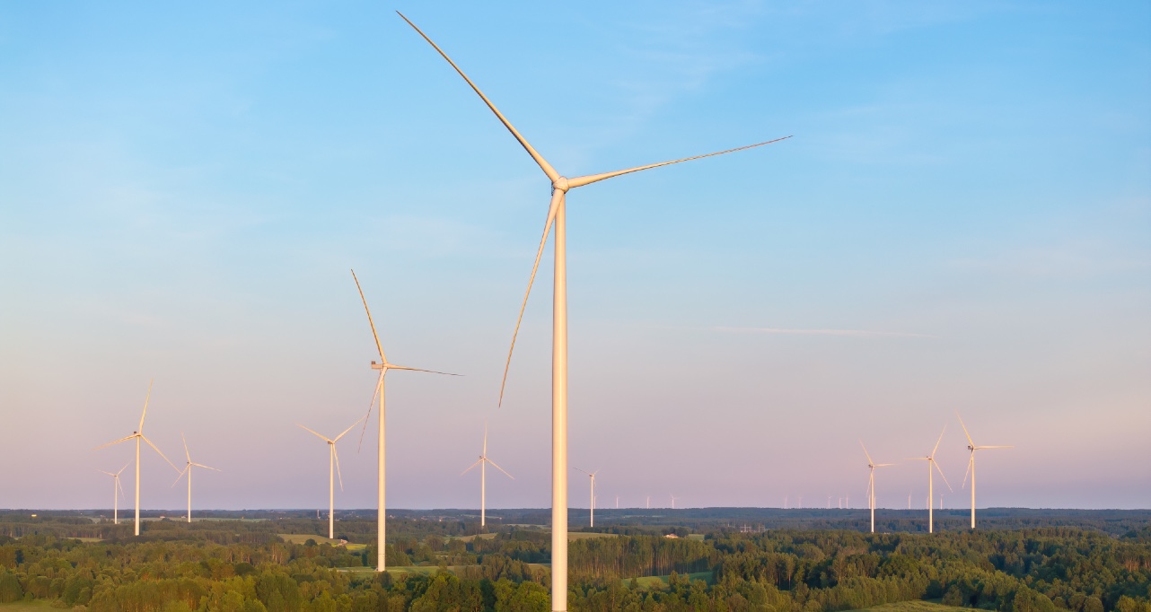 EBRD backs largest onshore wind farm in the Baltic region