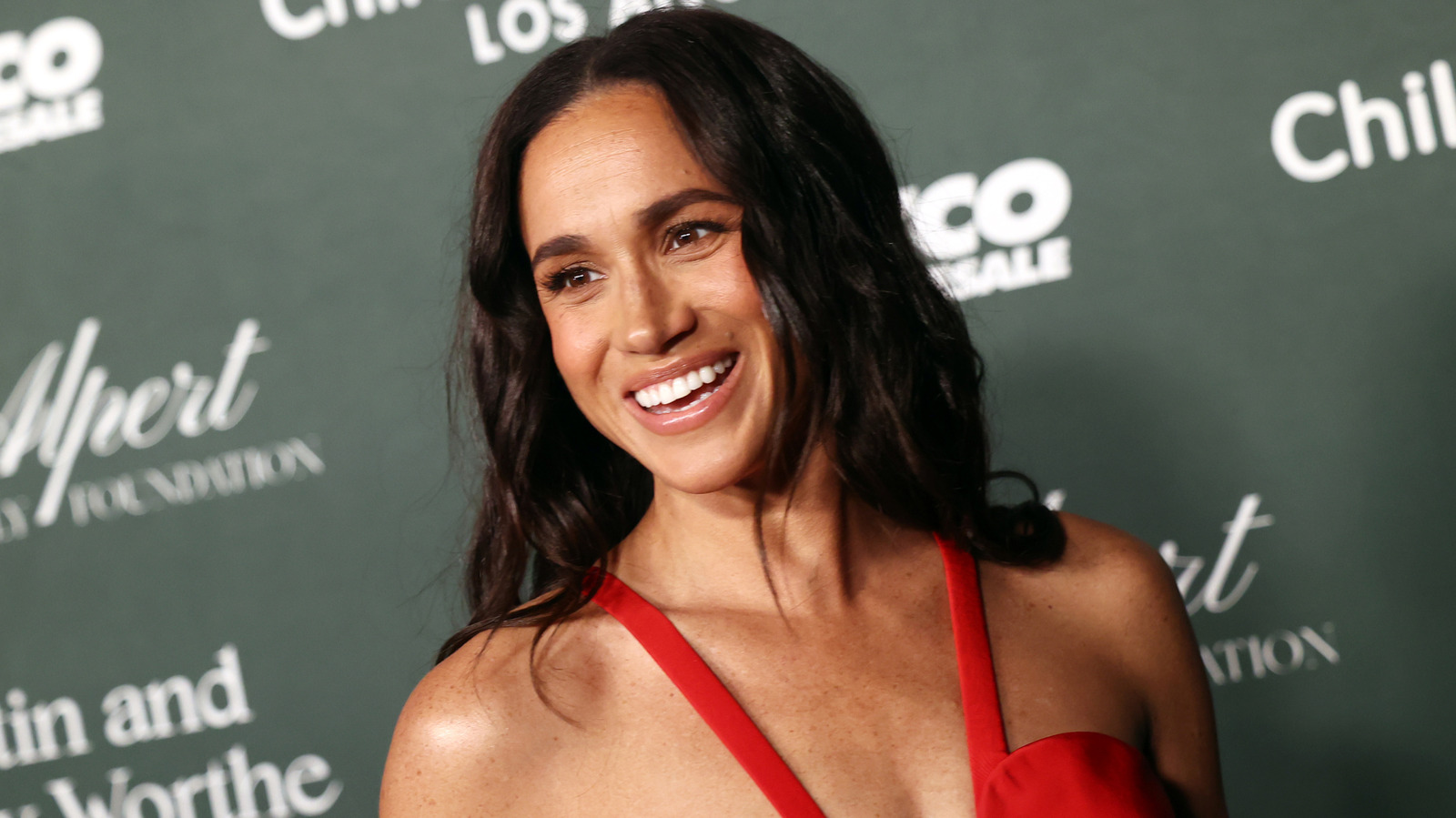 Meghan Markle's Paris Fashion Week Outfits Prove The Royals Aren't To Blame For Her Lack Of Creativity