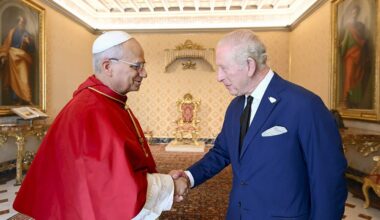 Pope, British king share historic prayer in Sistine Chapel