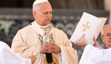 Marriage is a 'noble, exalted' vocation, path to holiness, pope says