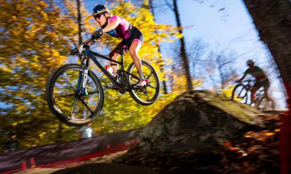 Suisses et Suissesses jouent placés - Radio LFM