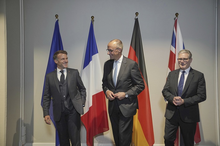 Three European countries have agreed to transfer frozen Russian assets to Ukraine.