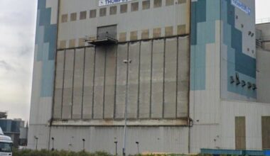 Can someone tell what that balcony is for! It annoys me every time I see it #intrusivethoughts