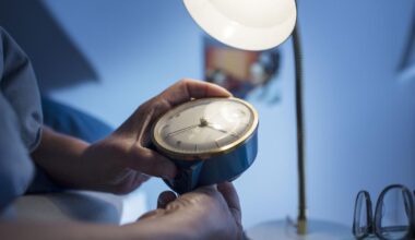 On passe à l'heure d'hiver cette nuit! Mais pourquoi est-elle toujours en vigueur malgré les critiques?