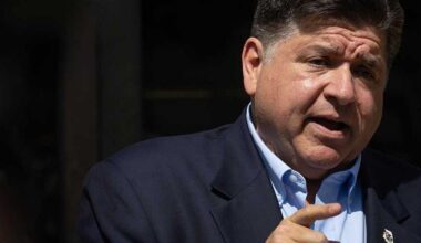 Pritzker Praised for Call to Oust Trump Via 25th Amendment After Threatening US Cities