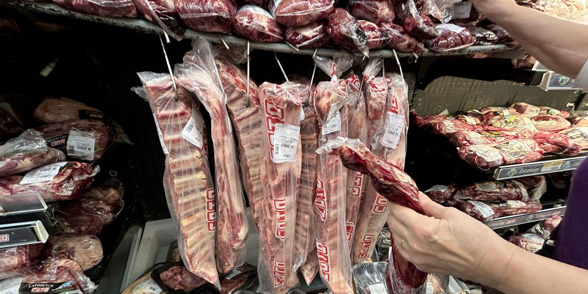 'A Betrayal': Ranchers Slam Trump Plan to Buy Beef From Argentina With US Tax Dollars