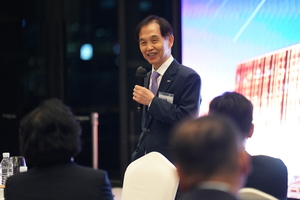 Global Business Forum explores strategies to survive in AI-driven business era