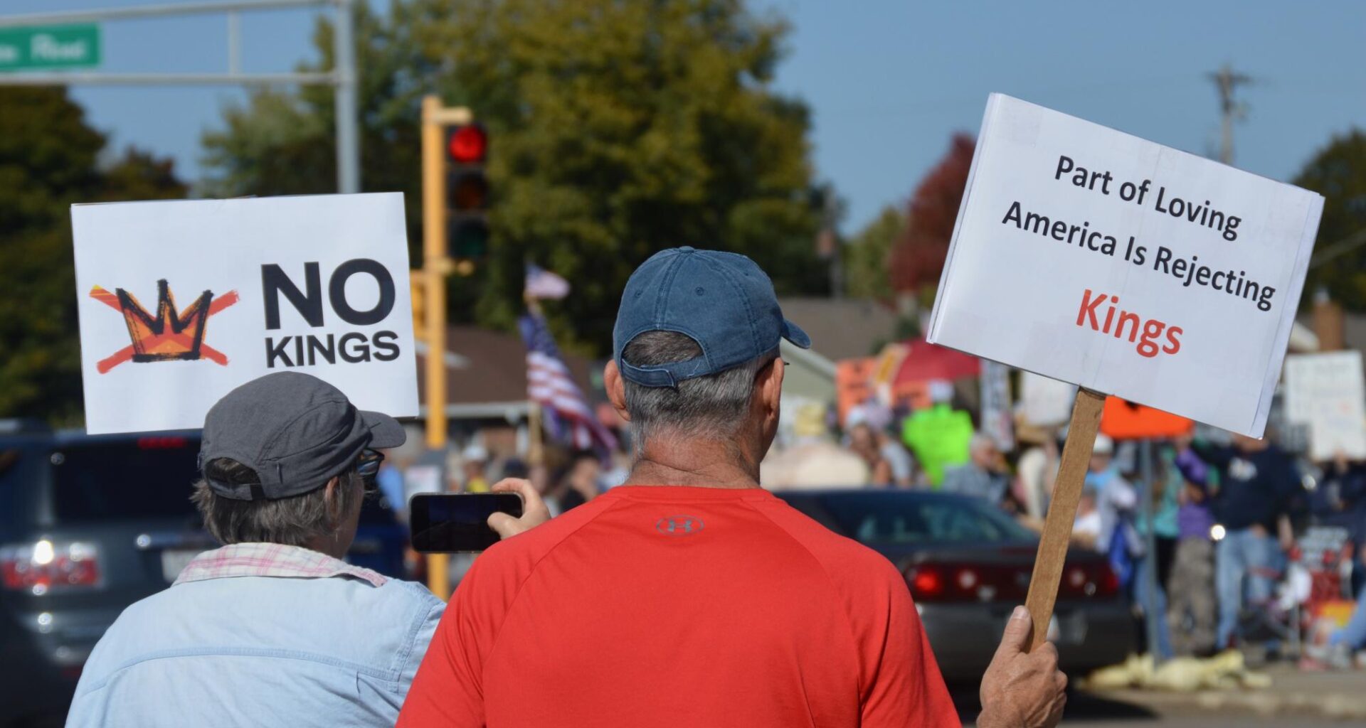 A second nationwide “No Kings” protest draws over 1,500 local demonstrators to La Crosse
