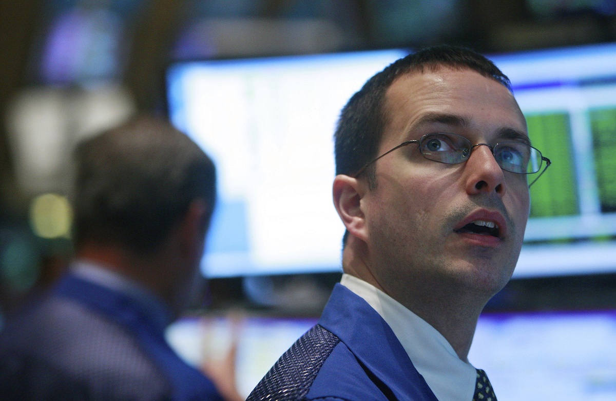 Wall Street Has 10 Trillion-Dollar Stocks: Select Analysts See One Adding 64% Over the Next Year, With Another Projected to Crater by 95%