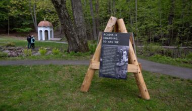 Why Trump’s purge of ‘negative’ national park signs includes climate change | National parks are melting, burning, and drying out. Rangers are being forced to take down signs explaining why.