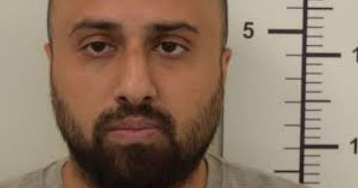 IT consultant jailed after flying from UK to Syria in bid to die for Jihad