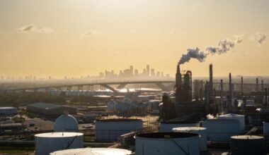 International Coalition Joins Push for Fossil Fuel Non-Proliferation Treaty: ‘We Cannot Protect Nature While Expanding Fossil Fuels’