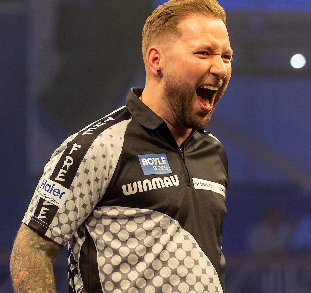 Noppert Wins Netherlands Derby as World Grand Prix Begins