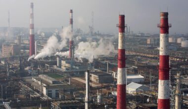 Ukraine’s strikes on Russian refineries spark fuel shortages, export bans, and price hikes