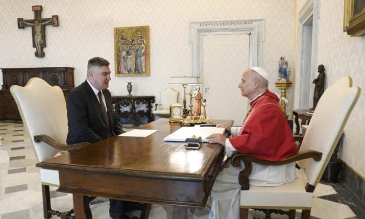 Croatian president meets the Pope and invites him to Croatia