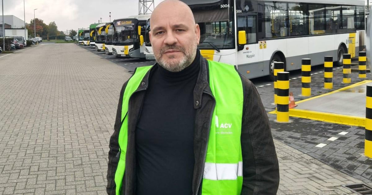 “Wil je zo je kind opvoeden”, vraagt buschauffeur aan vrouw met storende peuter... Wat later is man job kwijt en leggen zijn collega’s werk neer