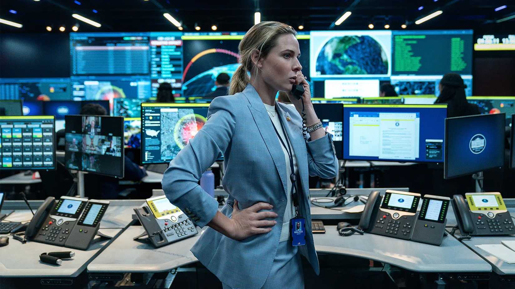 Rebecca Ferguson as Captain Olivia Walker in A House of Dynamite