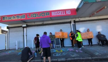 Auckland liquor store licence denied after community outcry