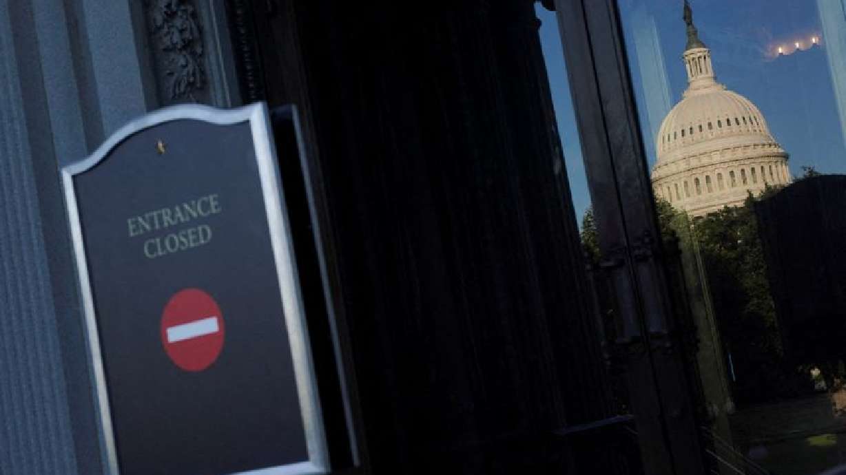 White House freezes funds for Democratic states in shutdown slap