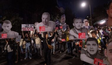Most Israelis think time right to end war, 45% want PM to quit immediately