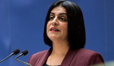 Immigrants in London voice concerns as Labour propose tougher policies against immigration