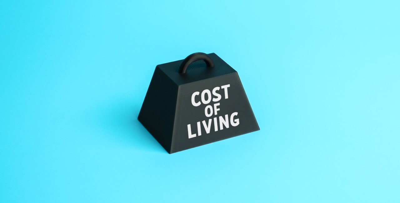 Low wages, high rent in Czechia leave millions below a 'decent wage'