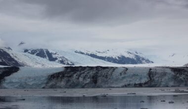 Alaska’s Coastline Is Crumbling as Climate Change Fuels Deadly Storms – One Green Planet