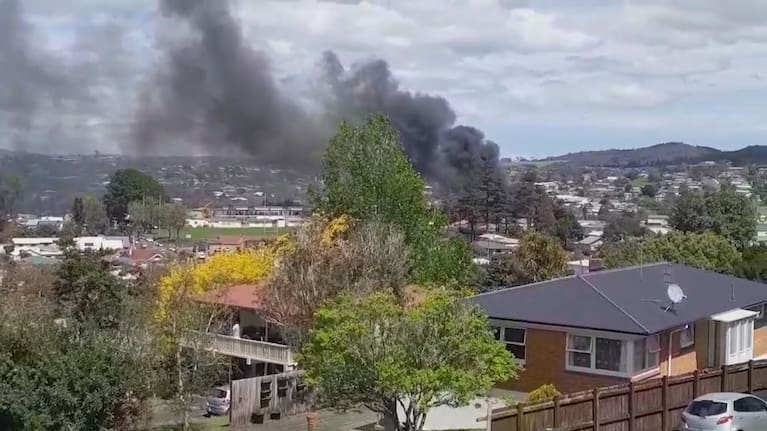 Smoke from burning cars at Whangārei Hospital