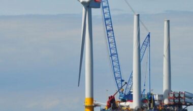 Analysis: Growth in British renewables cutting electricity prices by up to a quarter