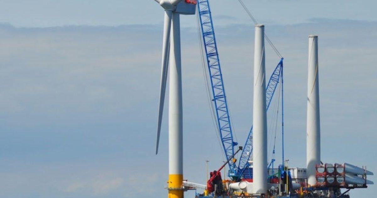 Analysis: Growth in British renewables cutting electricity prices by up to a quarter