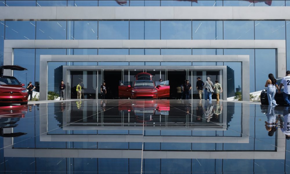 Tesla CEO Elon Musk's $1T pay package gets candid synopsis from Jim Cramer