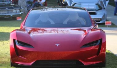 Elon Musk's biggest tech rival just canceled his Tesla Roadster