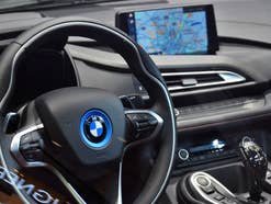 Reingelegt und abgezockt: Eine Million Autofahrer in Deutschland zahlen 500 Euro zu viel Darauf achten Deutsche beim Autokauf