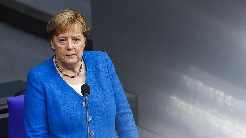 Lithuanian official accuses former German chancellor of justifying past 'mistakes' on Russia