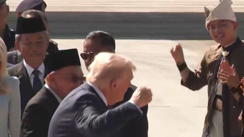Trump dances on red carpet as he arrives in Malaysia