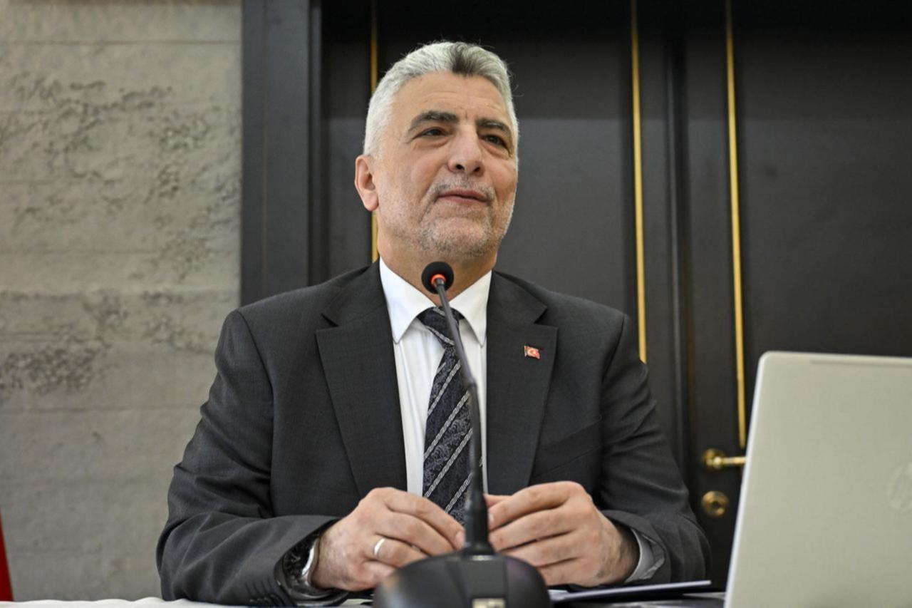 Türkiyes Trade Minister Omer Bolat delivers a speech at the Century of Trade in the Century of Türkiye Conference, organized by the Turkish Parliamentarians Association Branch in Istanbul, Feb. 16, 2025. (AA Photo)