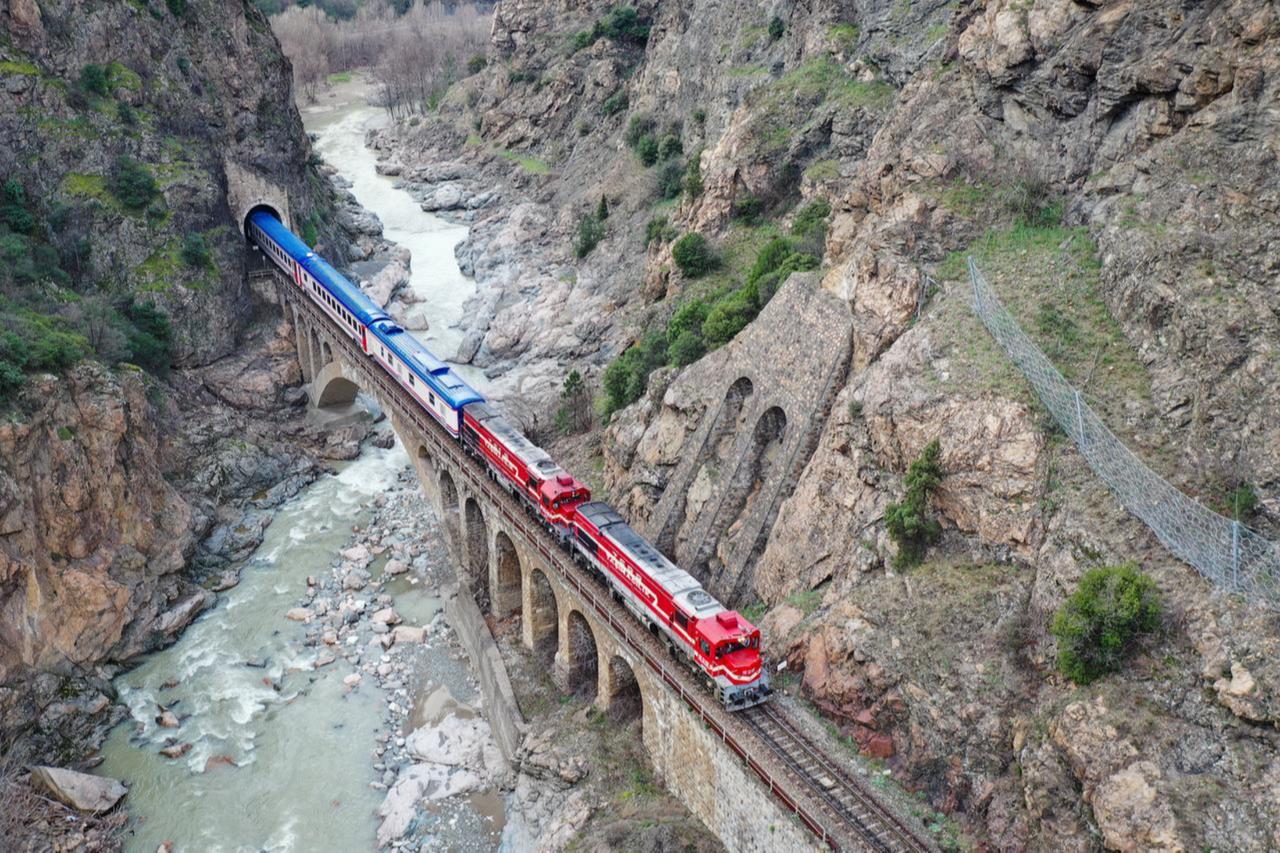 Karaelmas Express travels during its promotional tour starting from Ankara to Cankiri, Karabuk, and Zonguldak within the scope of Western Black Sea tour, which gives opportunity to passengers to see the natural, historical and cultural heritages of the cities, in Türkiye on March 9, 2024. (AA Photo)