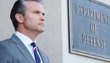 In a room full of men, Hegseth called for a military culture shift from ‘woke’ to ‘warrior’