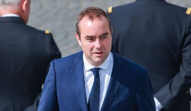 Sébastien Lecornu signe un décret qui valide la conservation de masse des données par les opérateurs télécoms