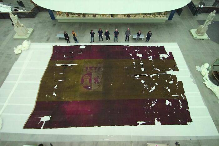 The Size Of This Flag Flown On A Spanish Ship At The Battle Of Trafalgar (1805)