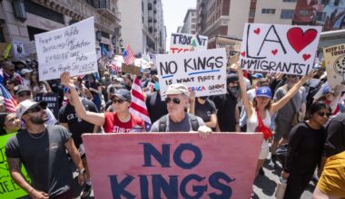 'No Kings' protest organizers project a large turnout Saturday : NPR
