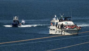 Israeli navy intercepts Gaza-bound flotilla