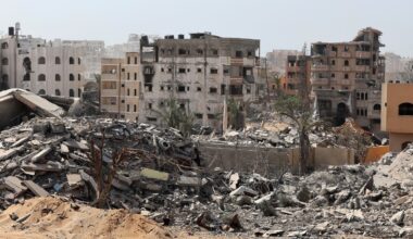 Journalists visit Gaza City under Israeli army supervision