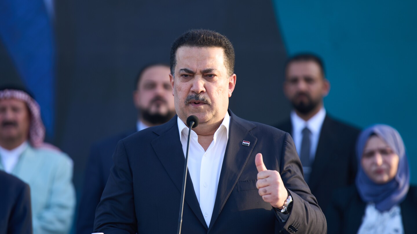Iraq says some US military advisers will stay due to IS threat in Syria