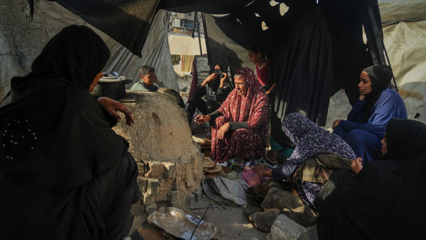 Israel and Hamas prepare for negotiations on possible ceasefire