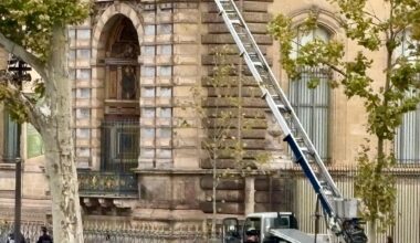 Thieves use basket lift in daring Louvre robbery, steal priceless jewels