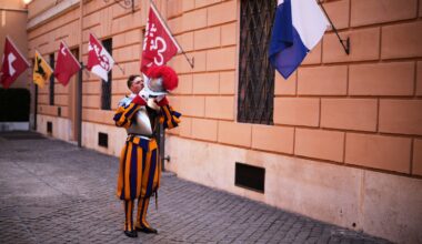 A look at Swiss Guards preparing for a swearing-in ceremony attended by the Pope, in photos