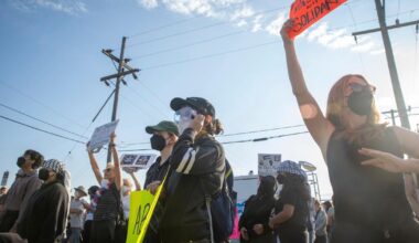 Democratic congressional candidate Kat Abughazaleh indicted over ICE protests outside Chicago